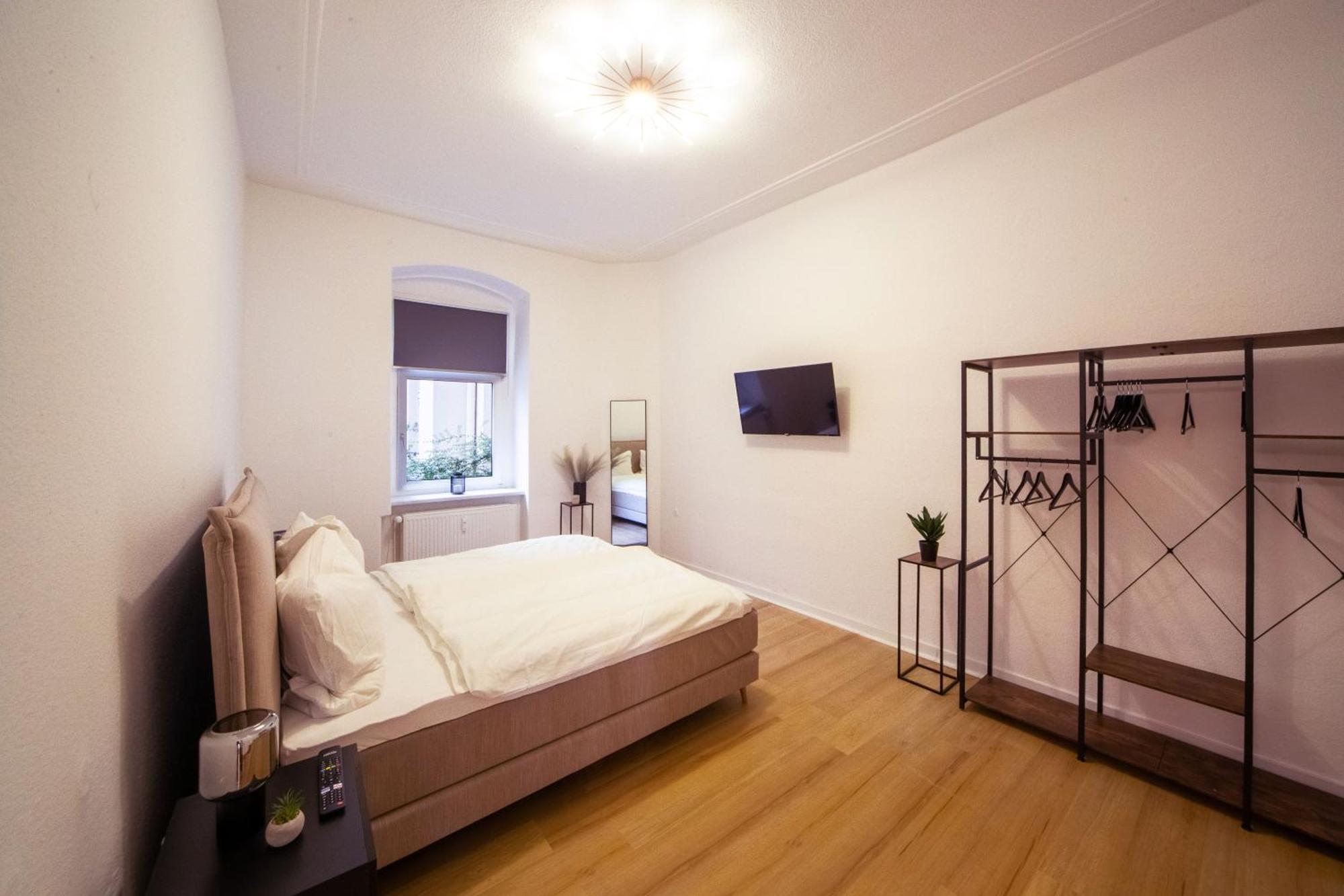 Apartamento Massagesessel, King-Sized Bed, Billardtisch, 2 Couches Berlín Exterior foto