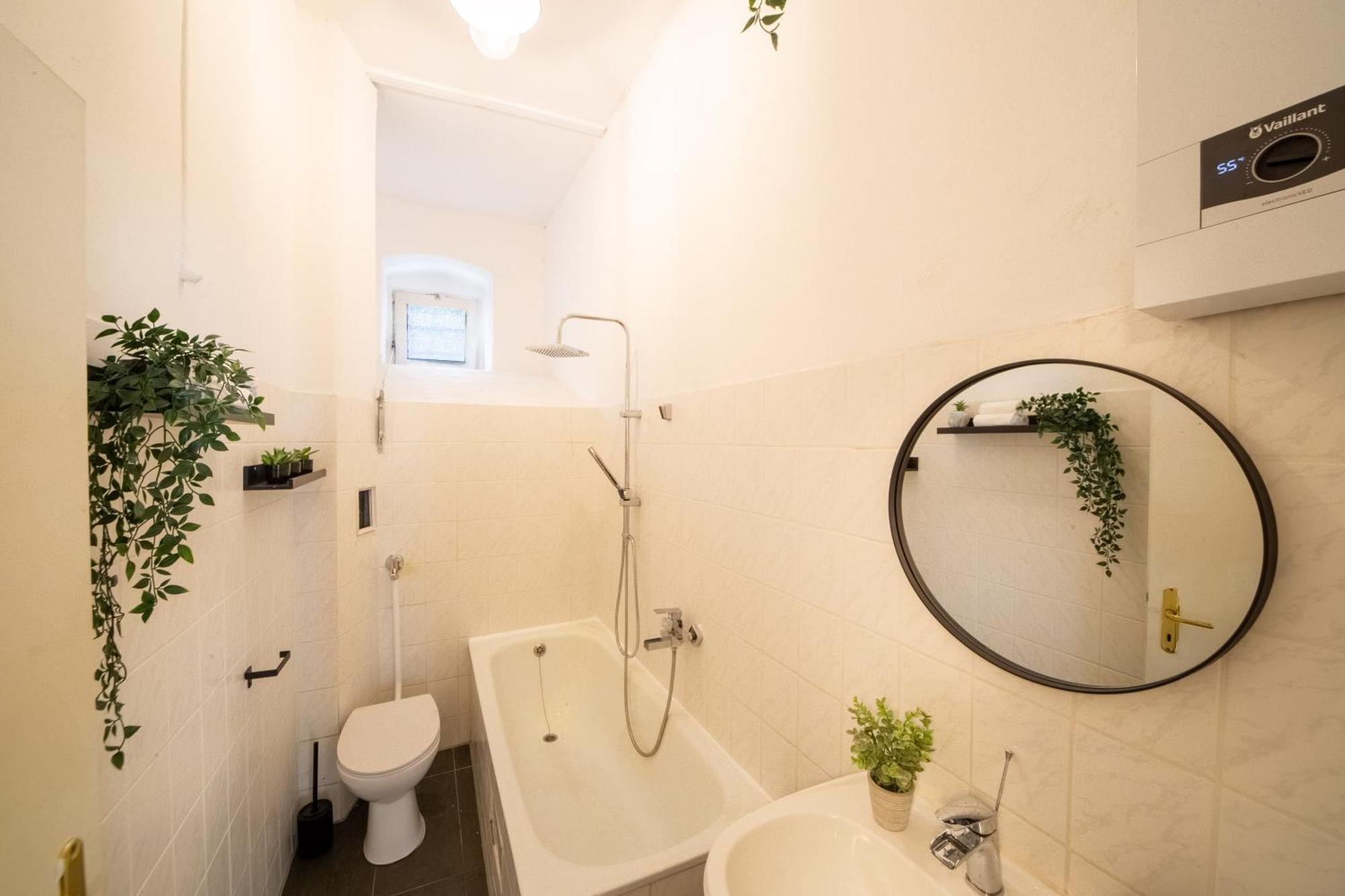 Apartamento Massagesessel, King-Sized Bed, Billardtisch, 2 Couches Berlín Exterior foto