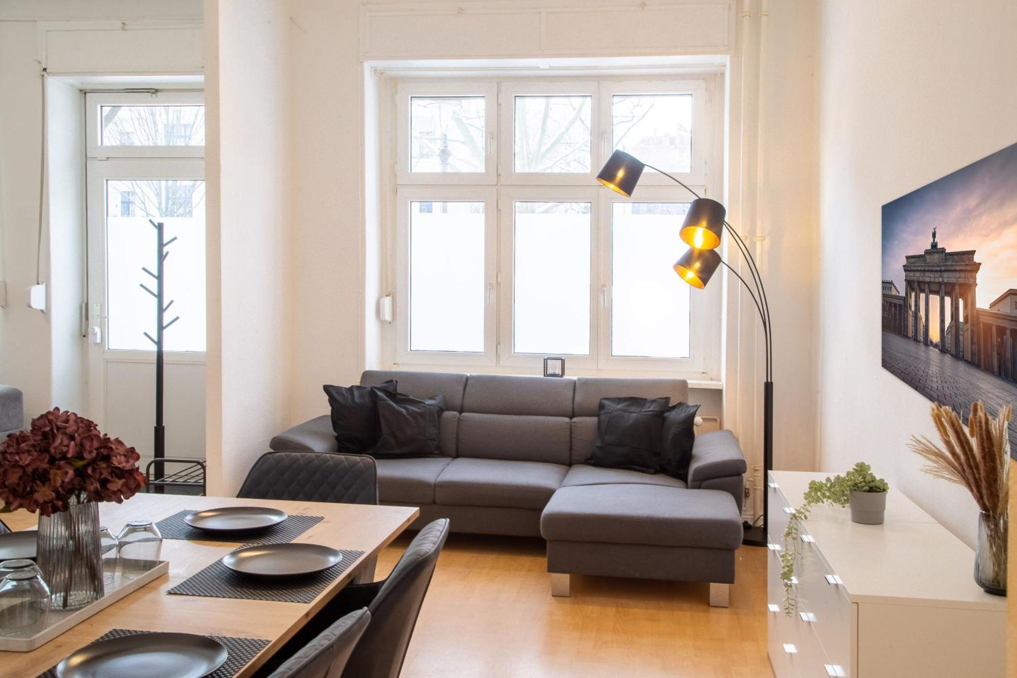 Apartamento Massagesessel, King-Sized Bed, Billardtisch, 2 Couches Berlín Exterior foto
